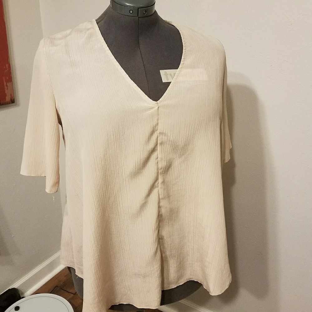 CREAM/LIGHT BLUSH BLOUSE